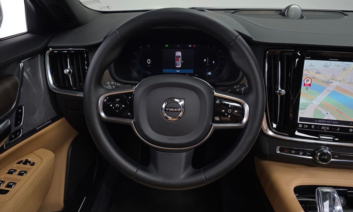 Volvo S90 2023