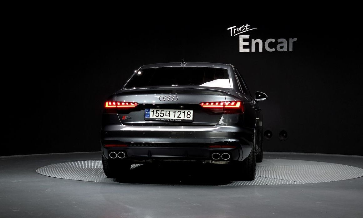 Audi S4 2023