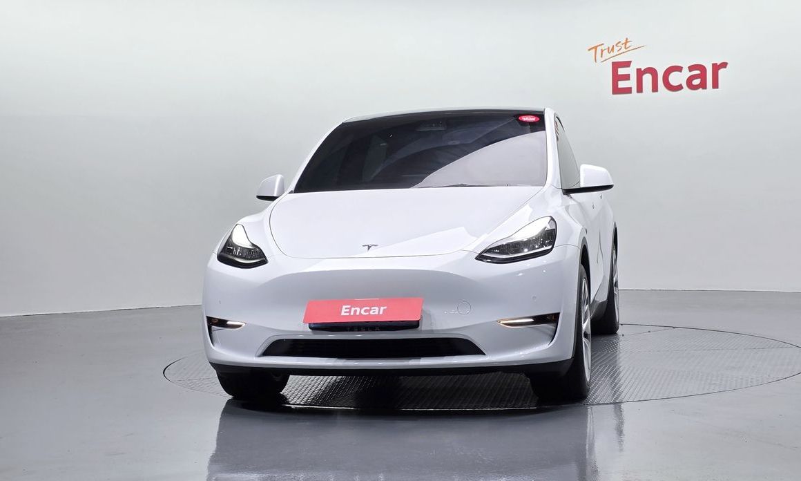 Tesla Model Y 2021