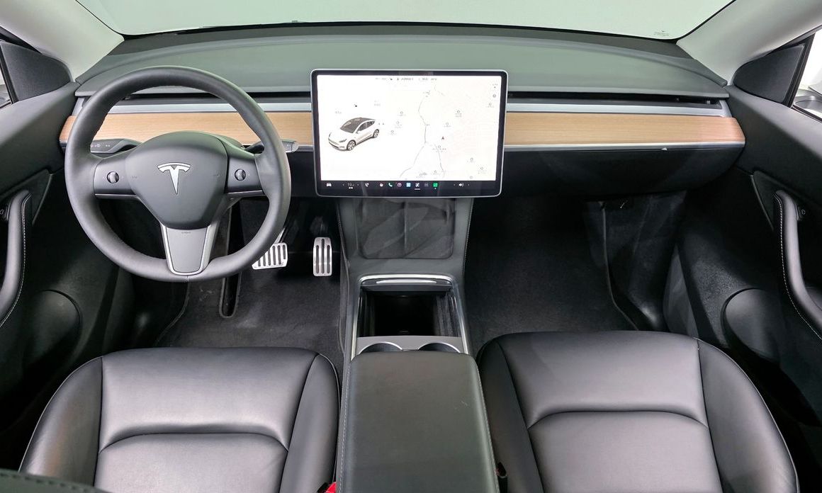 Tesla Model Y 2021