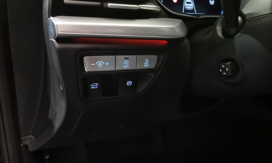 Genesis G80 2023