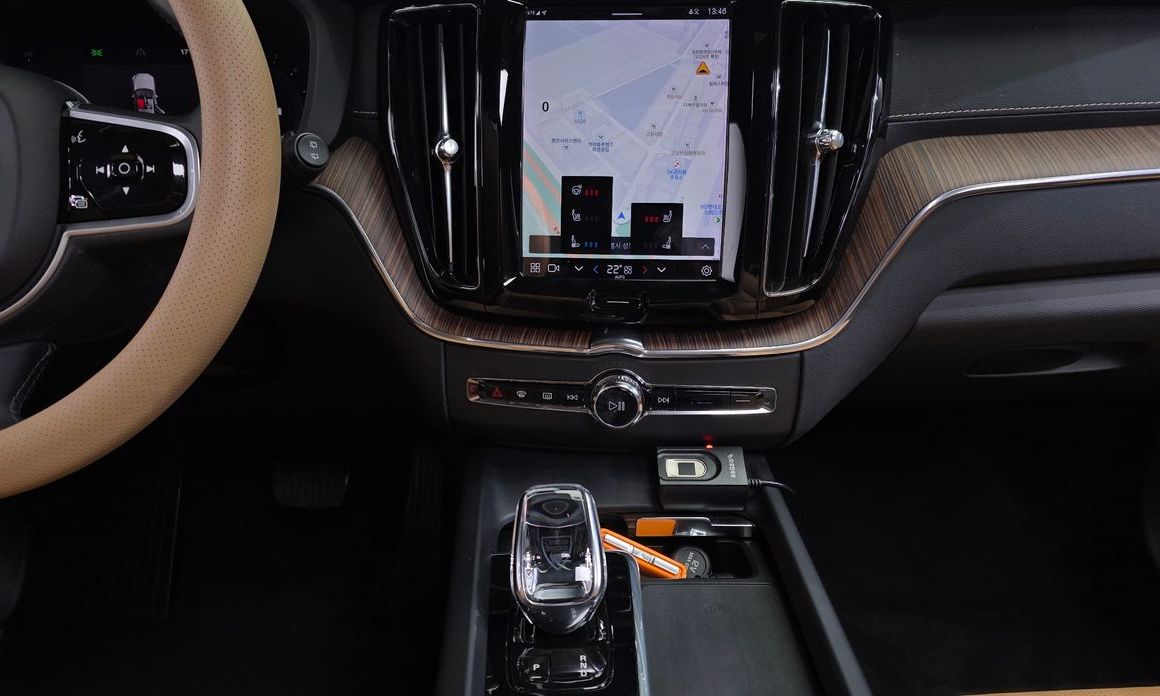 Volvo XC60 2022
