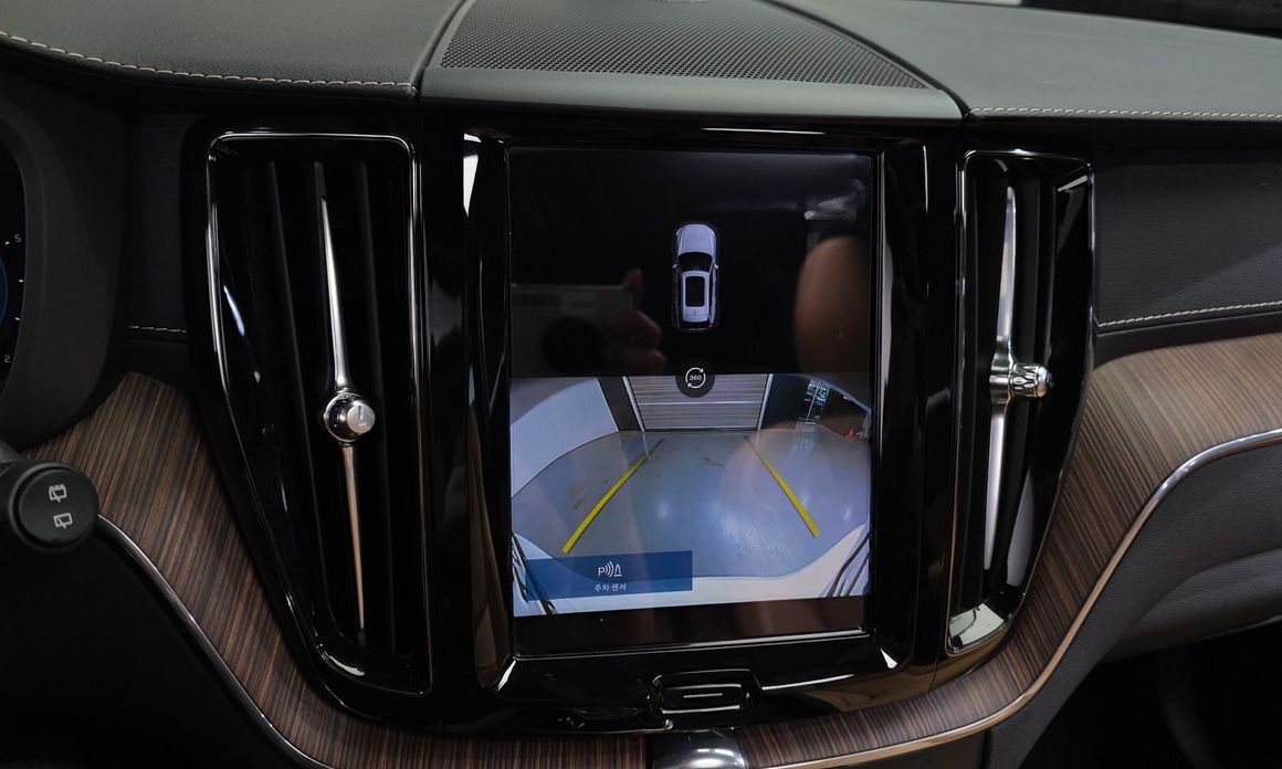 Volvo XC60 2022