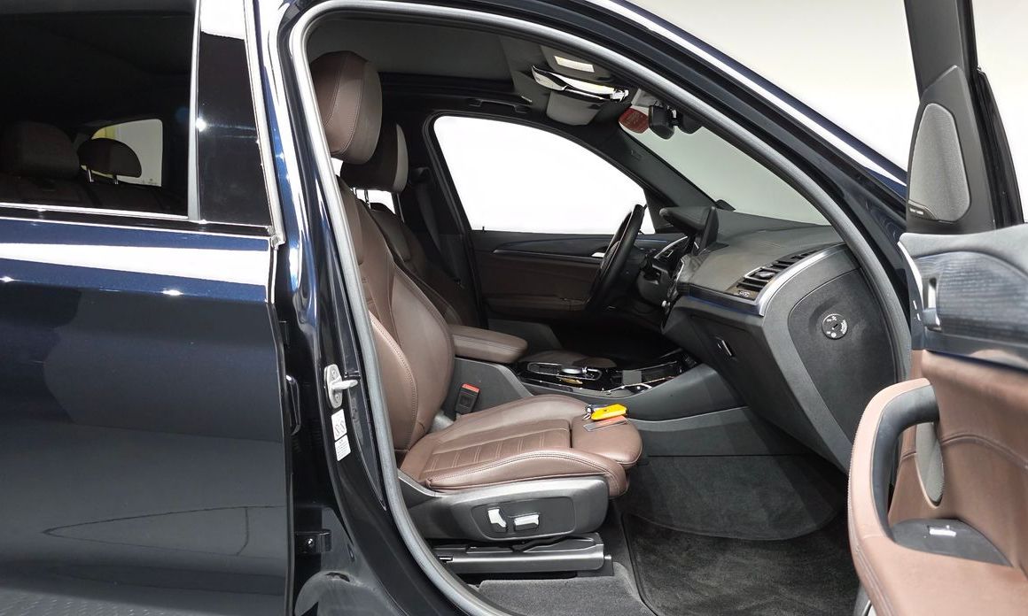BMW iX3 2023