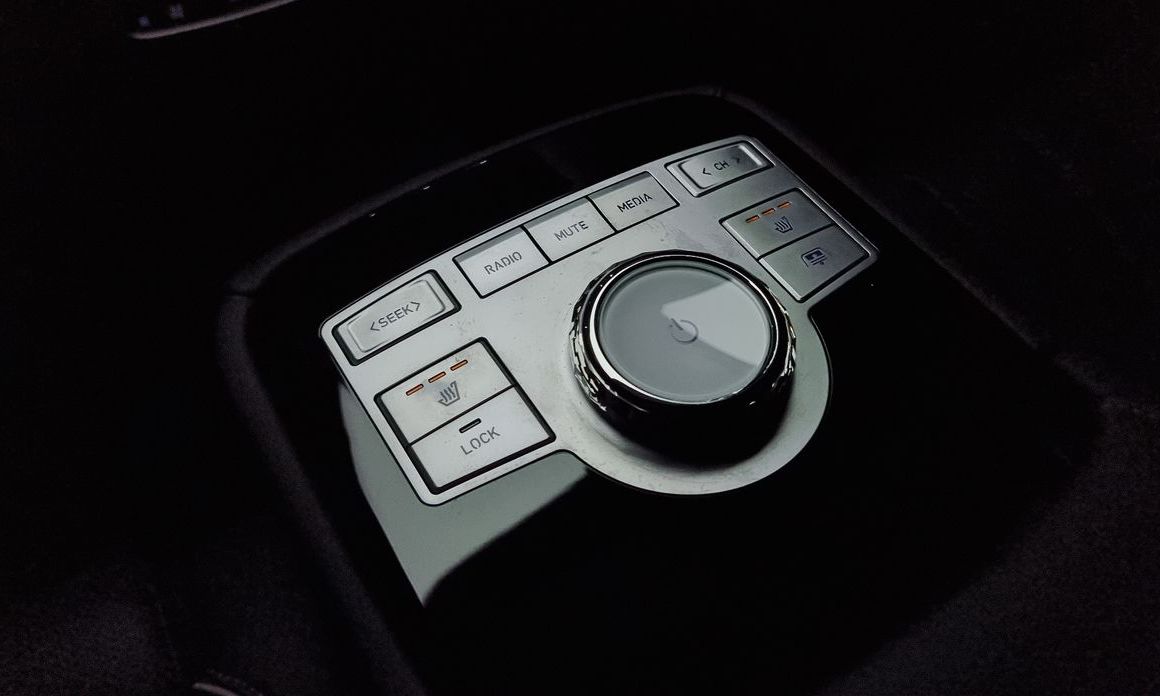 Genesis G80 2023