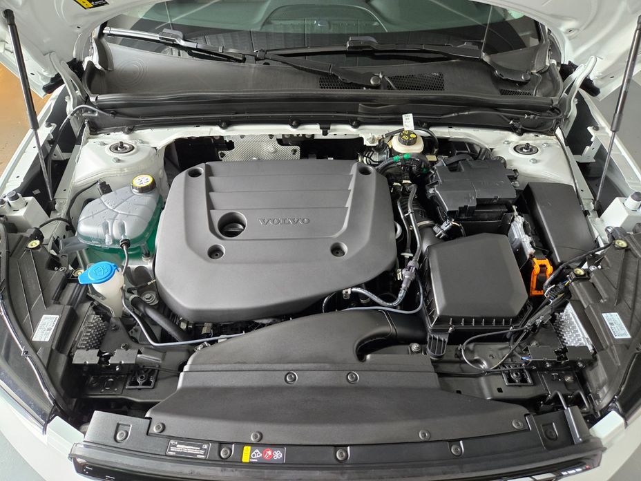 Volvo XC40 2026