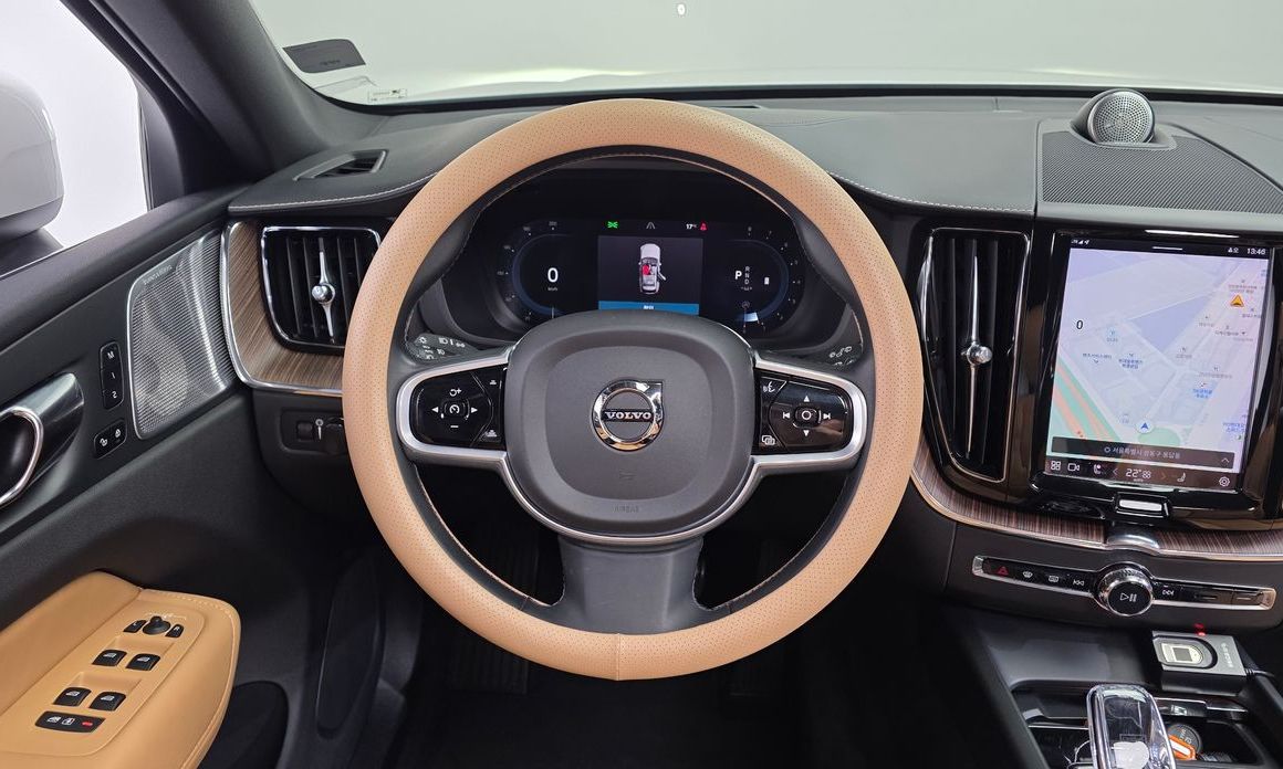 Volvo XC60 2022