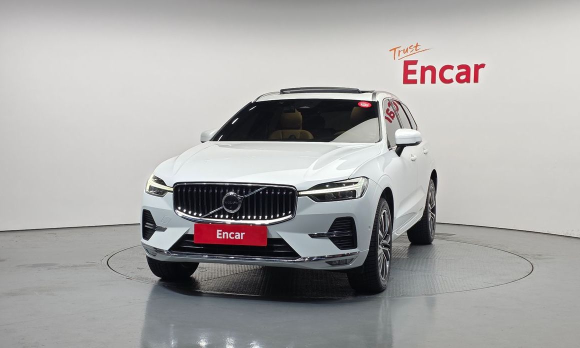 Volvo XC60 2022