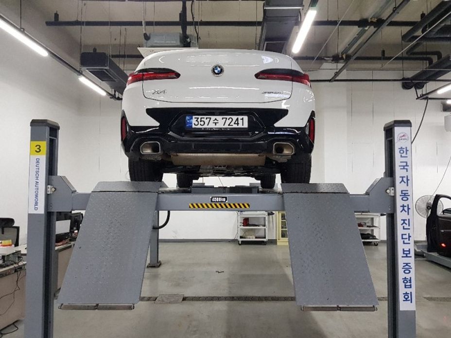 BMW X4 2023