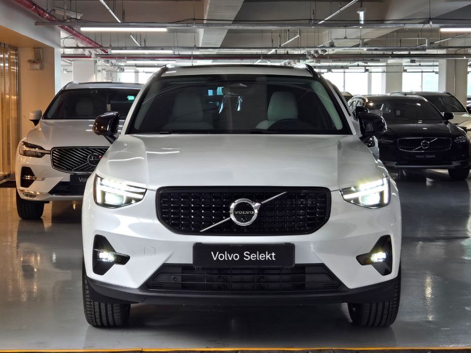 Volvo XC40 2026