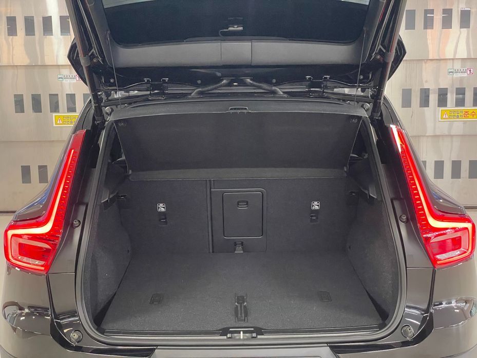 Volvo XC40 2026