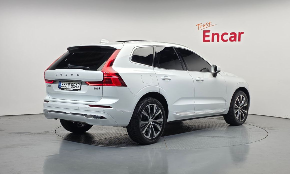 Volvo XC60 2022