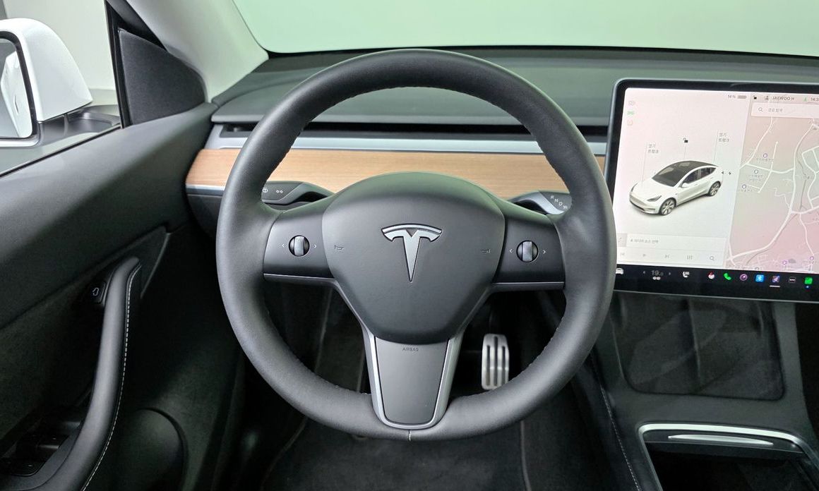 Tesla Model Y 2021