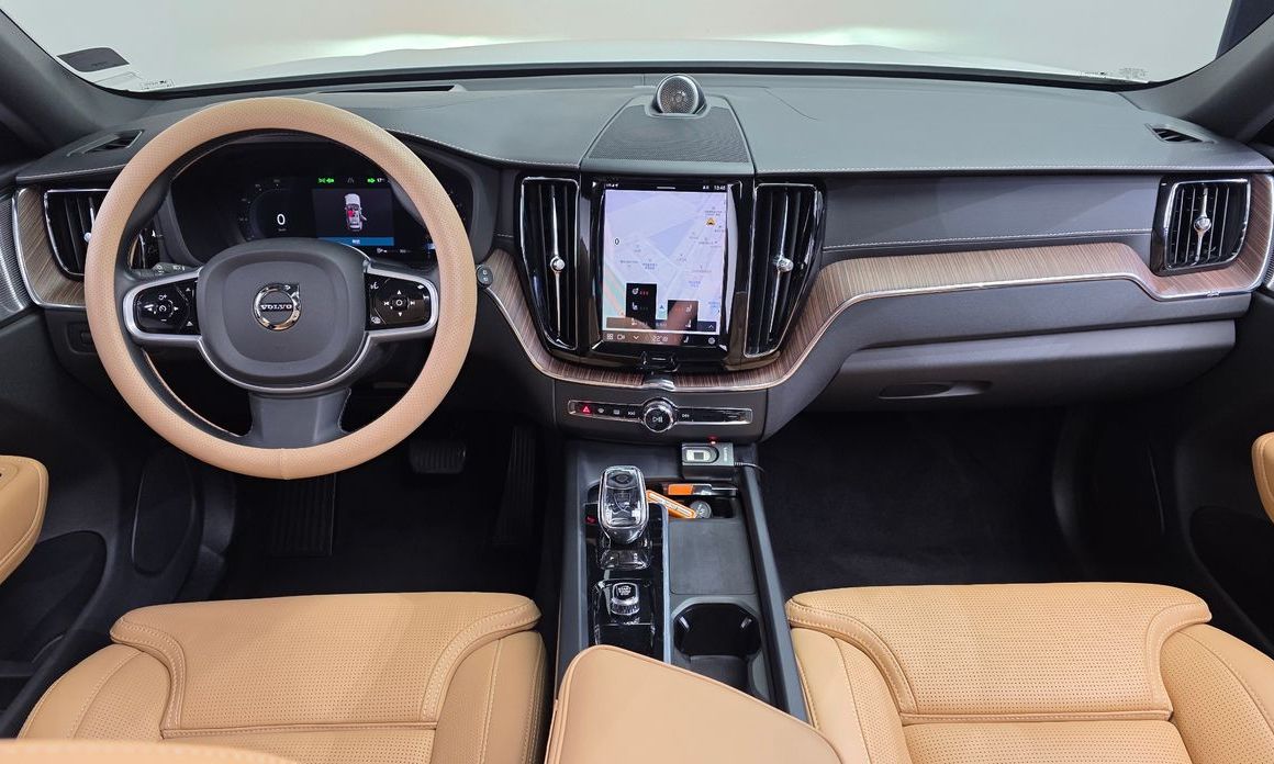 Volvo XC60 2022