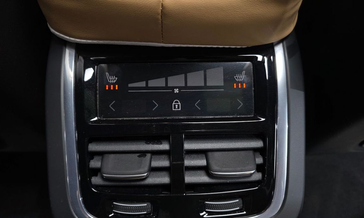 Volvo XC60 2022