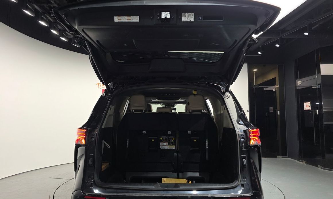 Toyota Sienna 2024