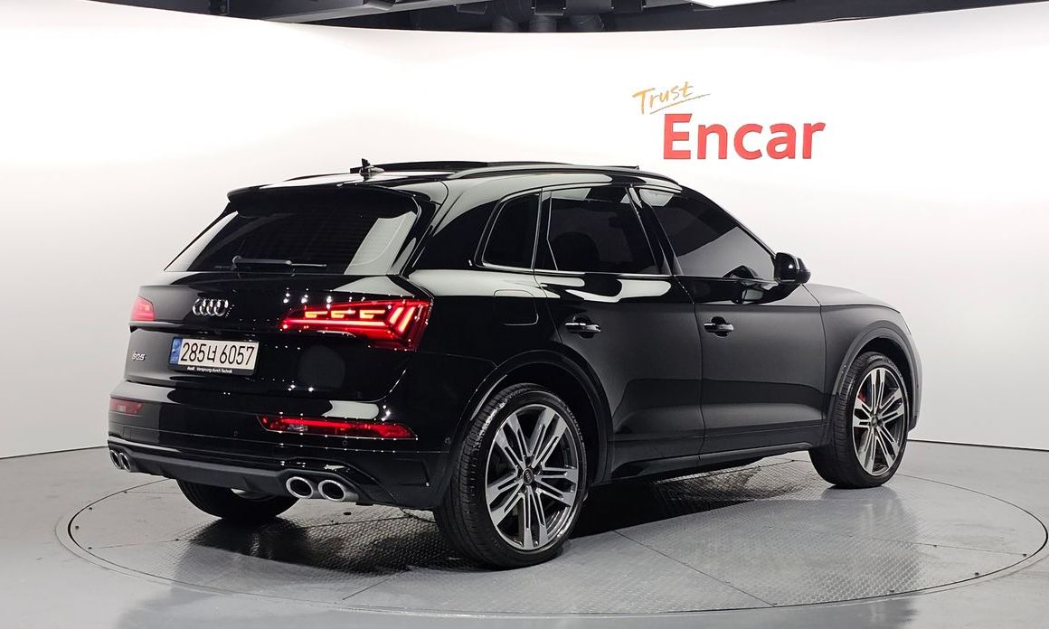 Audi SQ5 2022