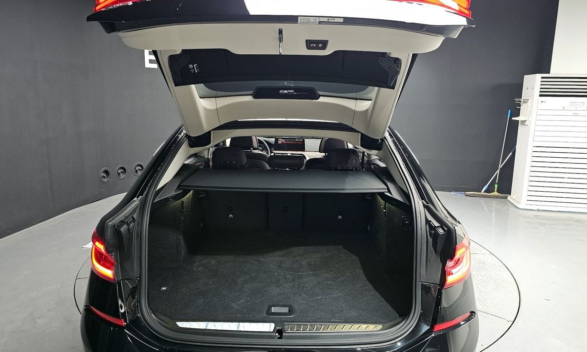 BMW Gran Turismo 2023
