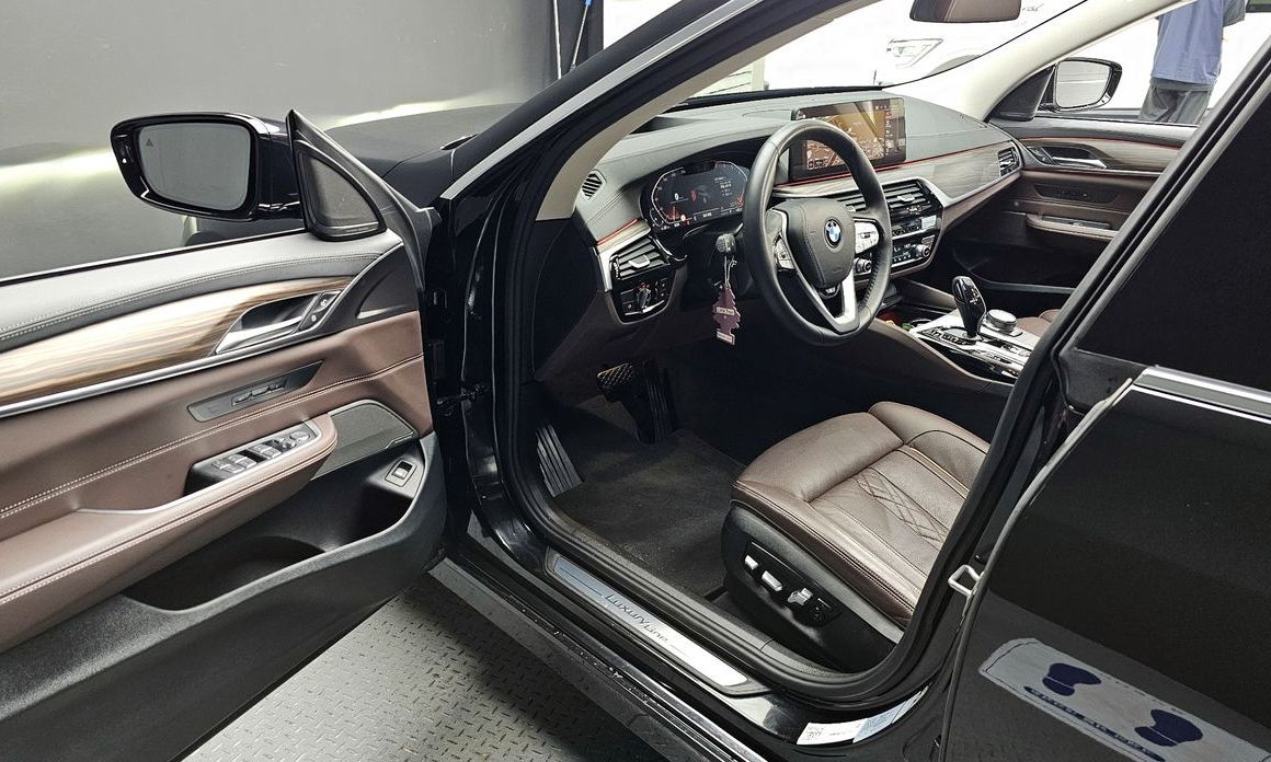BMW Gran Turismo 2023