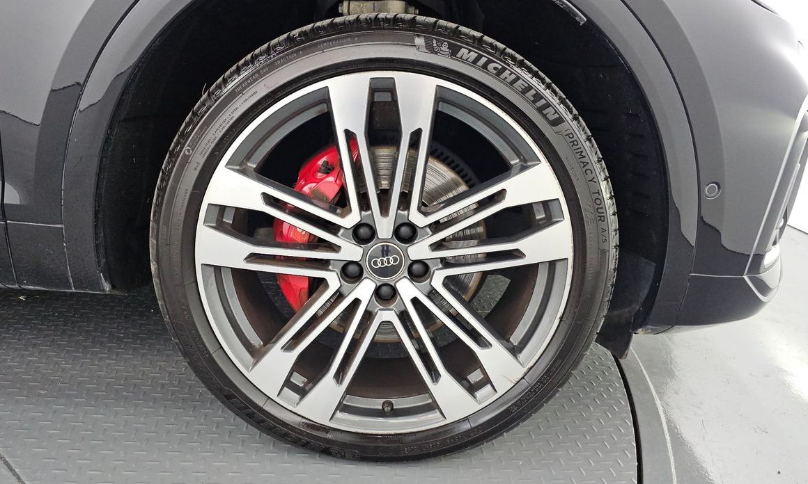 Audi SQ5 2022