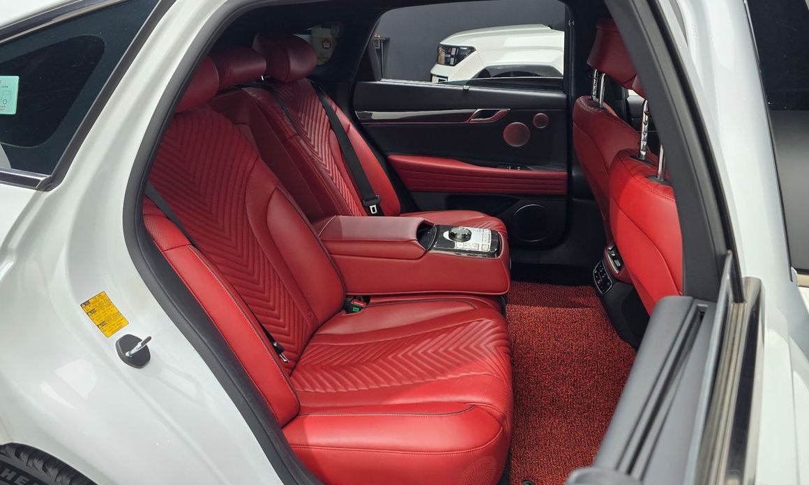 Genesis G80 2024