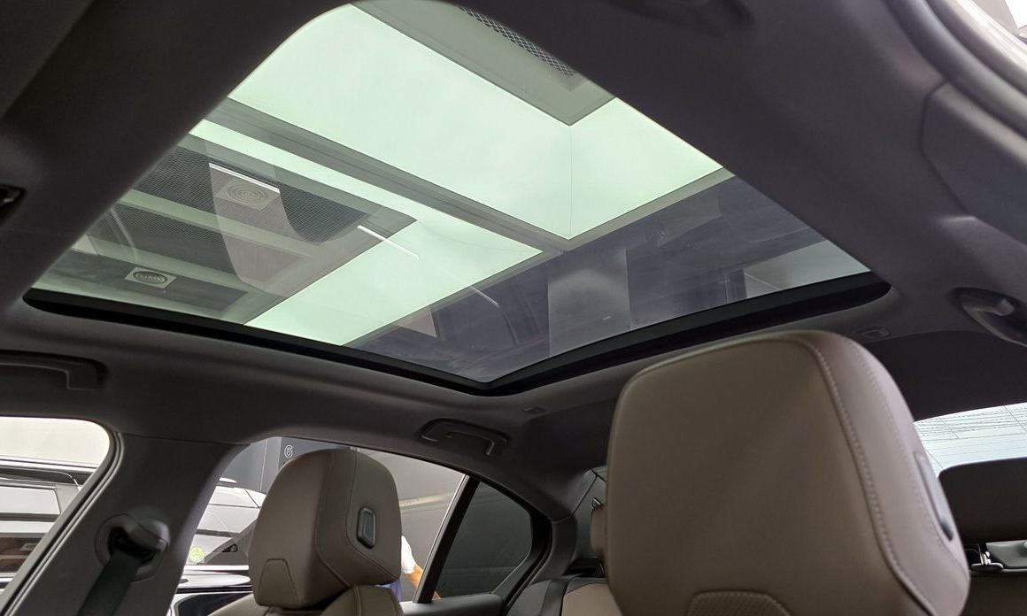 BMW 5-Series 2024