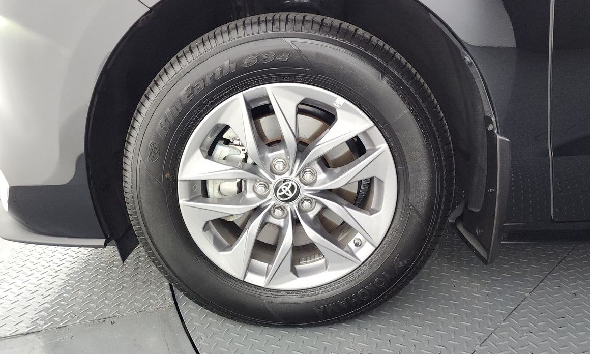 Toyota Sienna 2024