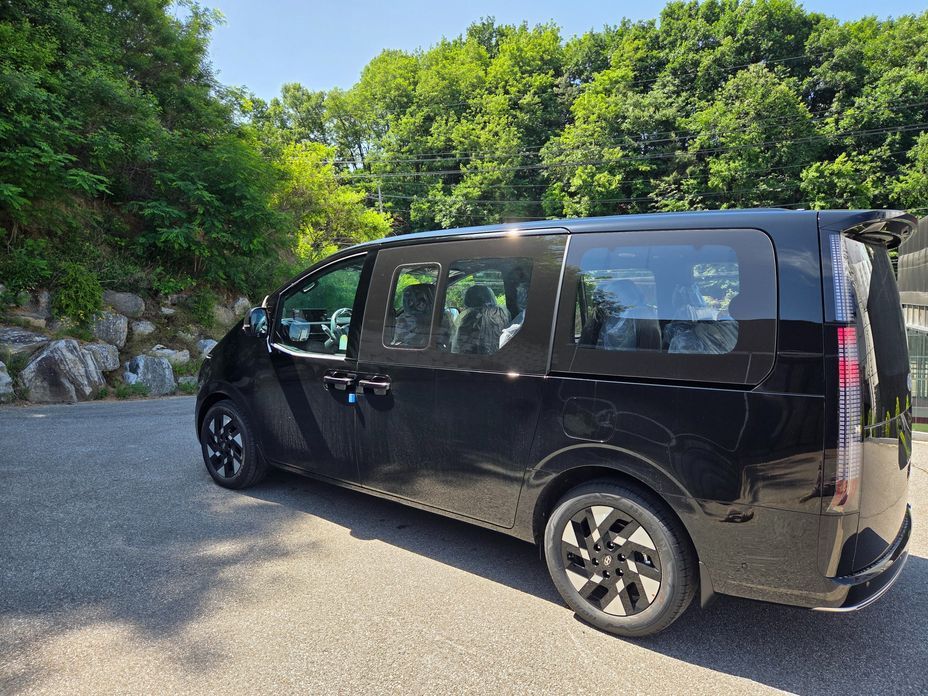 Hyundai Staria 2026