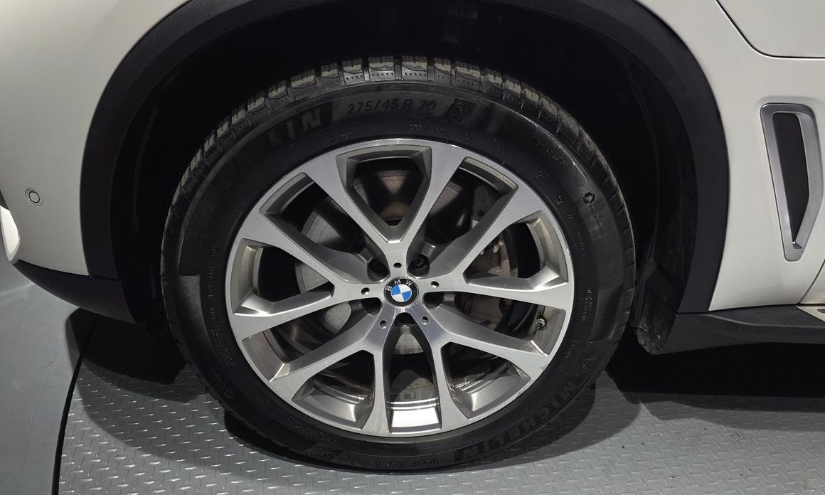 BMW X5 2021