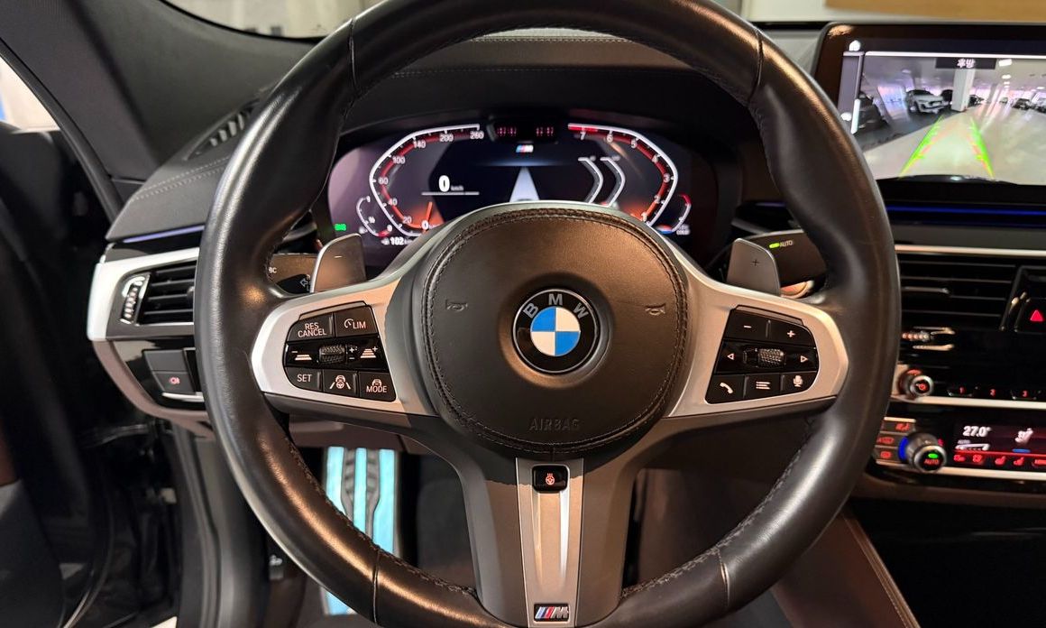 BMW Gran Turismo 2023