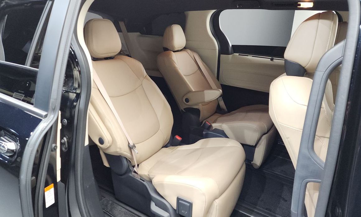 Toyota Sienna 2024