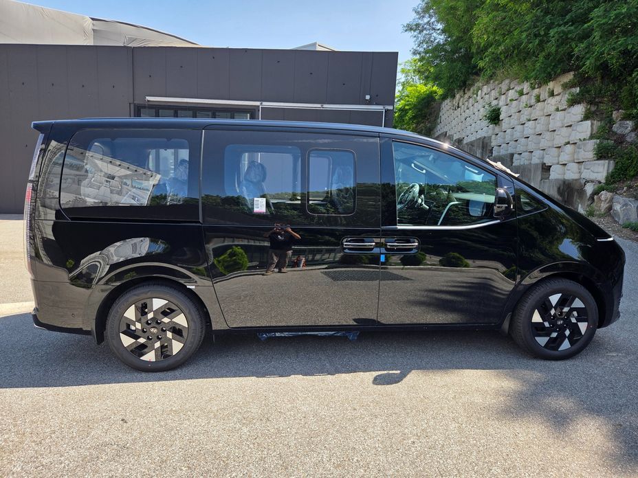 Hyundai Staria 2026