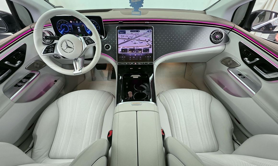 Mercedes-Benz EQE 2023