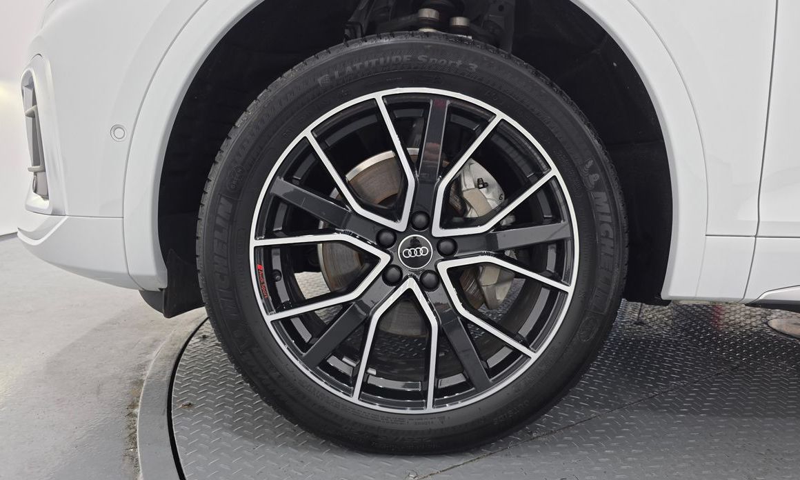 Audi Q5 2023