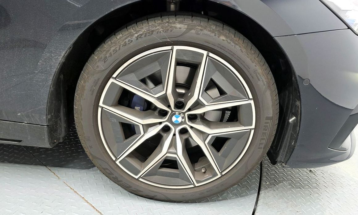 BMW 5-Series 2026
