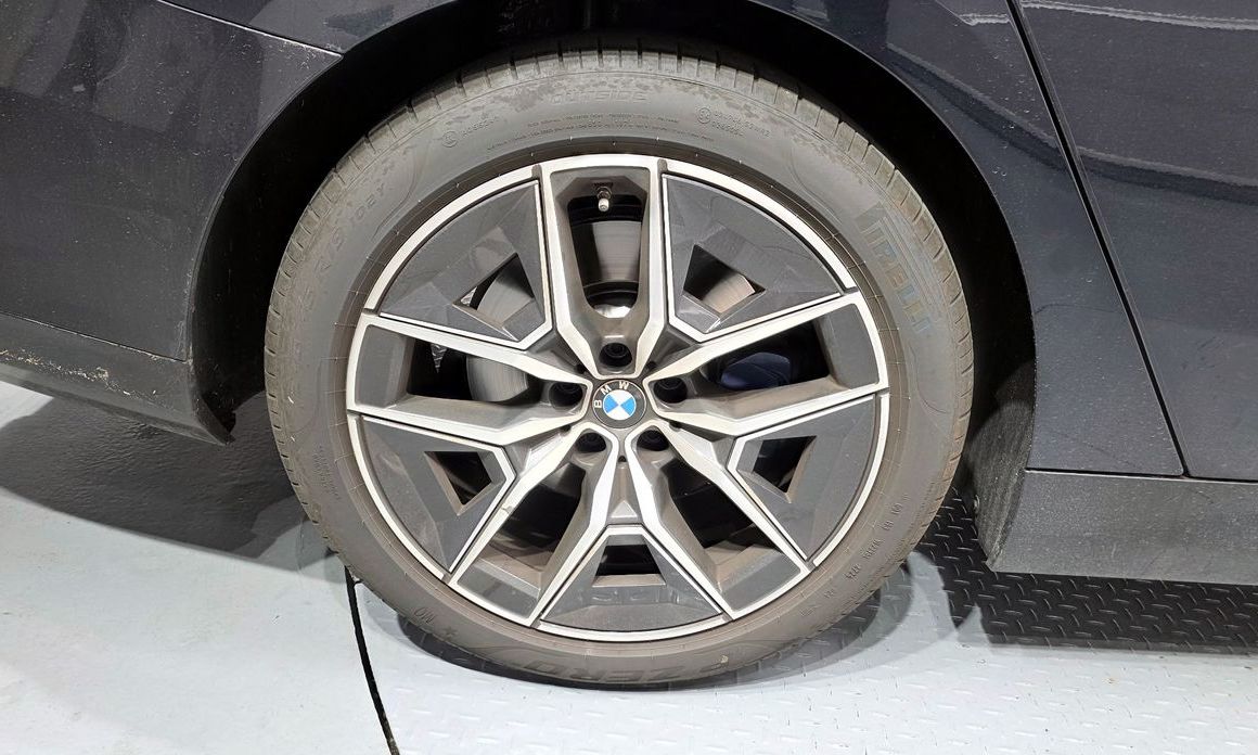 BMW 5-Series 2026