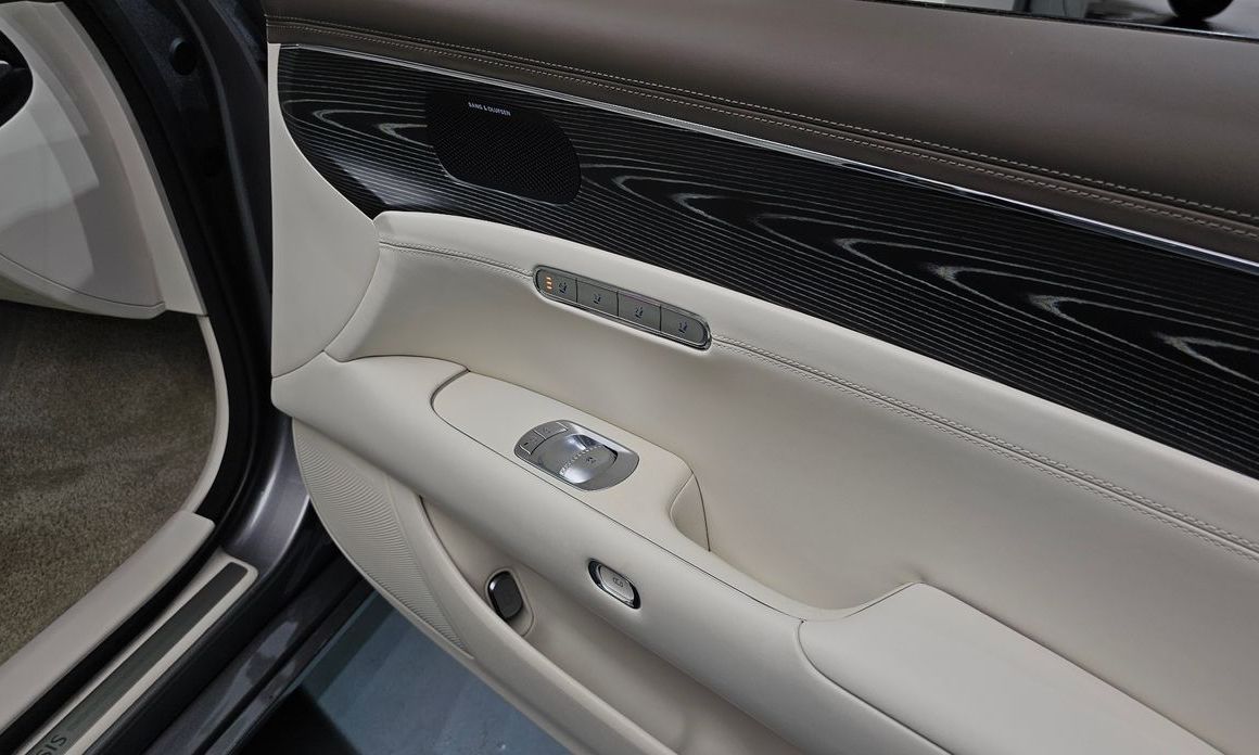 Genesis G90 2022