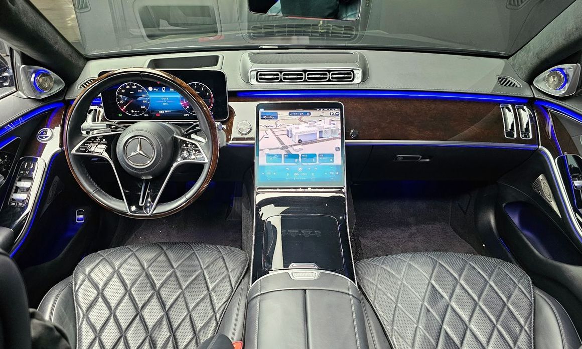Mercedes-Benz S-Class 2021
