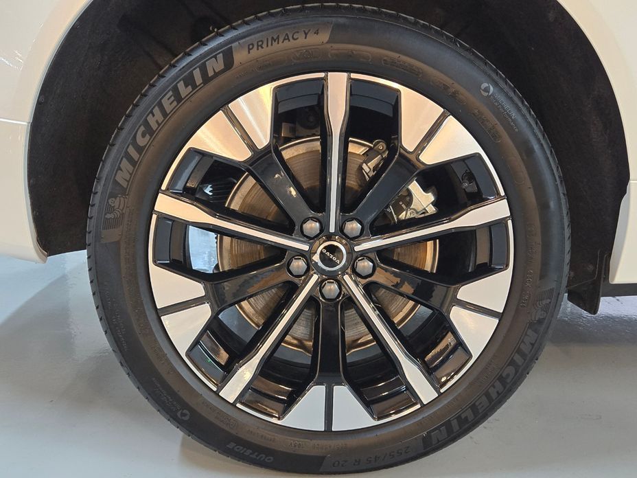 Volvo XC60 2026