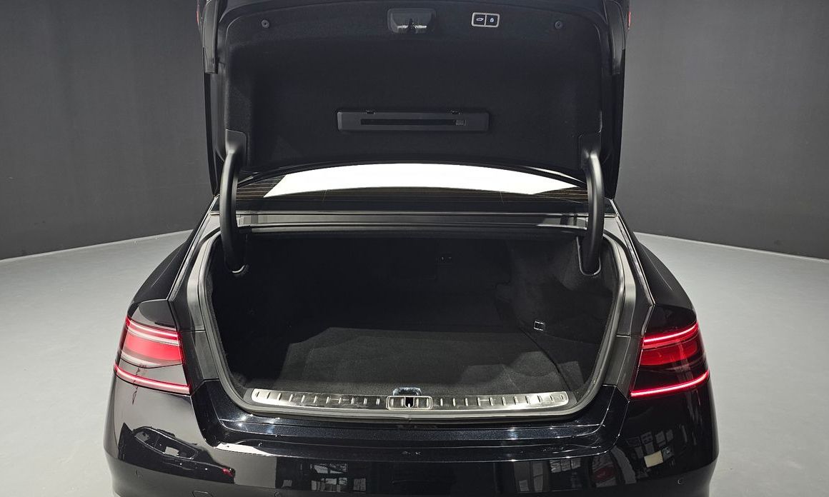 Genesis G90 2023