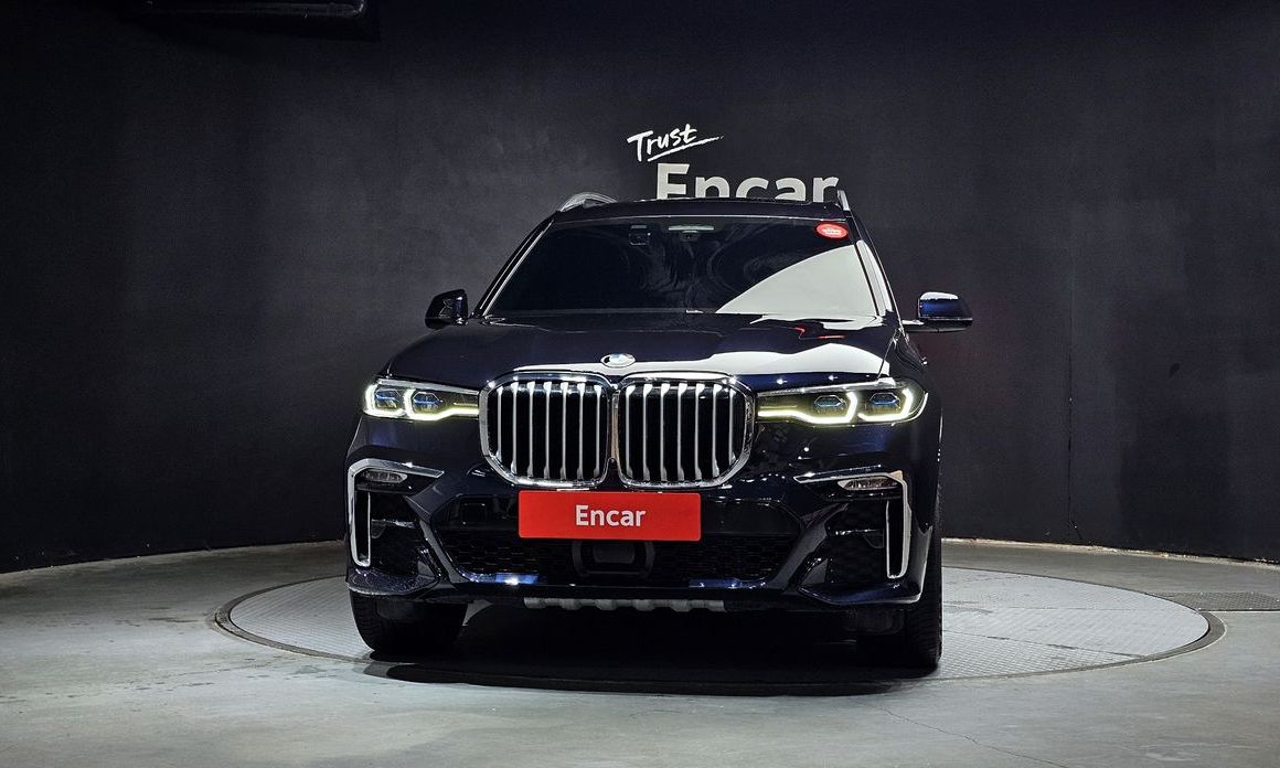 BMW X7 2021