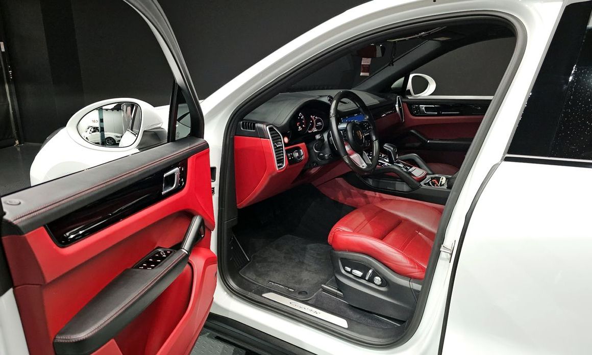 Porsche Cayenne 2020