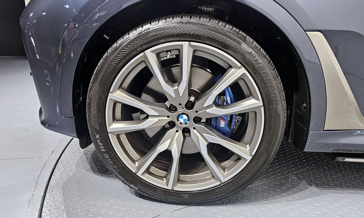 BMW X7 2022