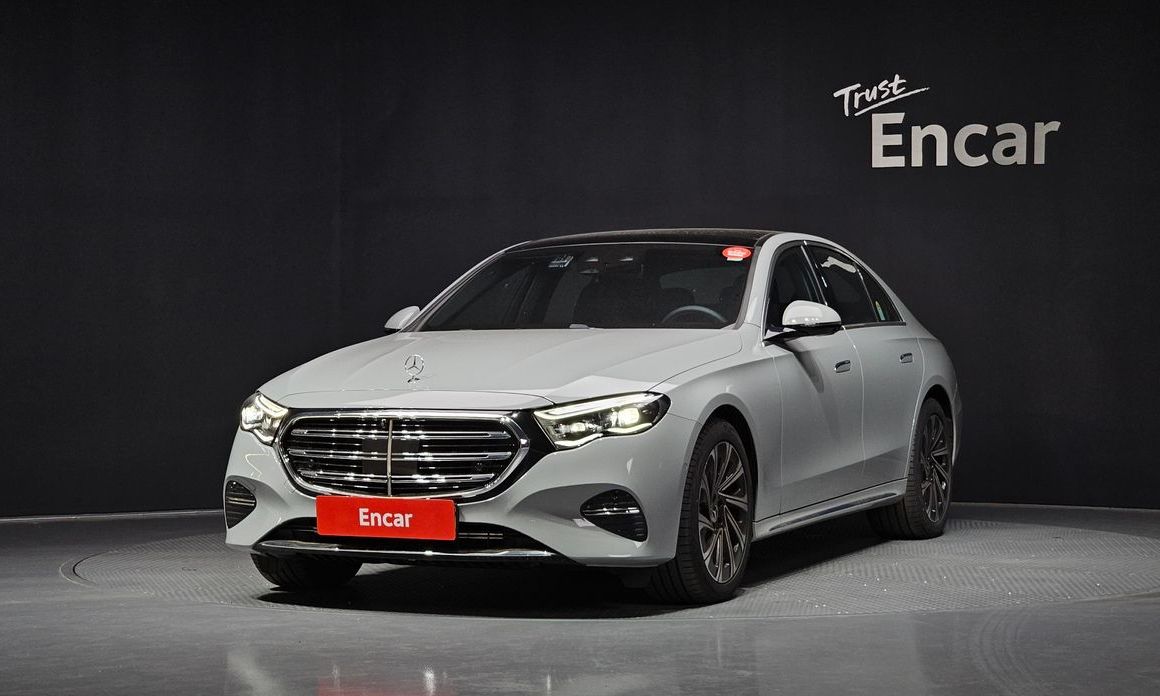 Mercedes-Benz E-Class 2025
