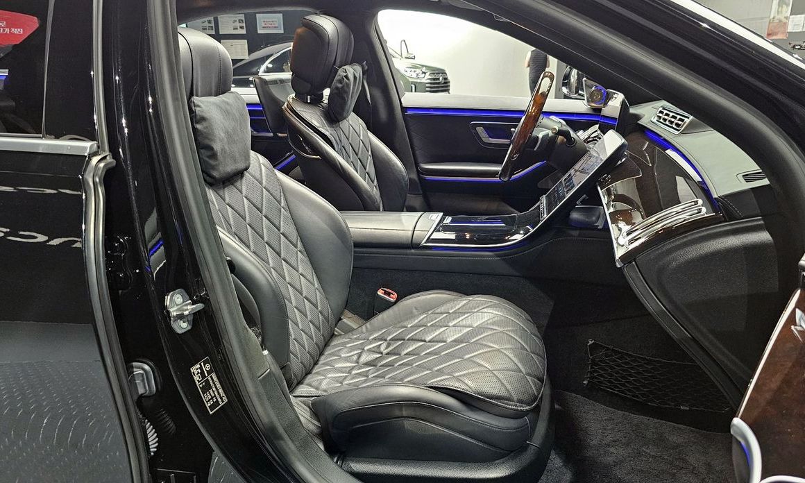 Mercedes-Benz S-Class 2021