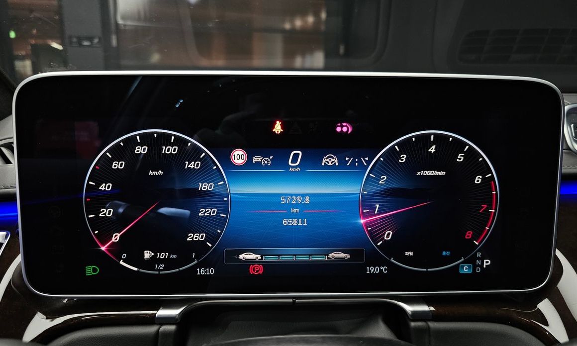 Mercedes-Benz S-Class 2021