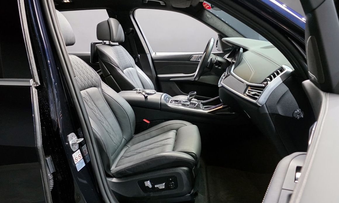 BMW X7 2021