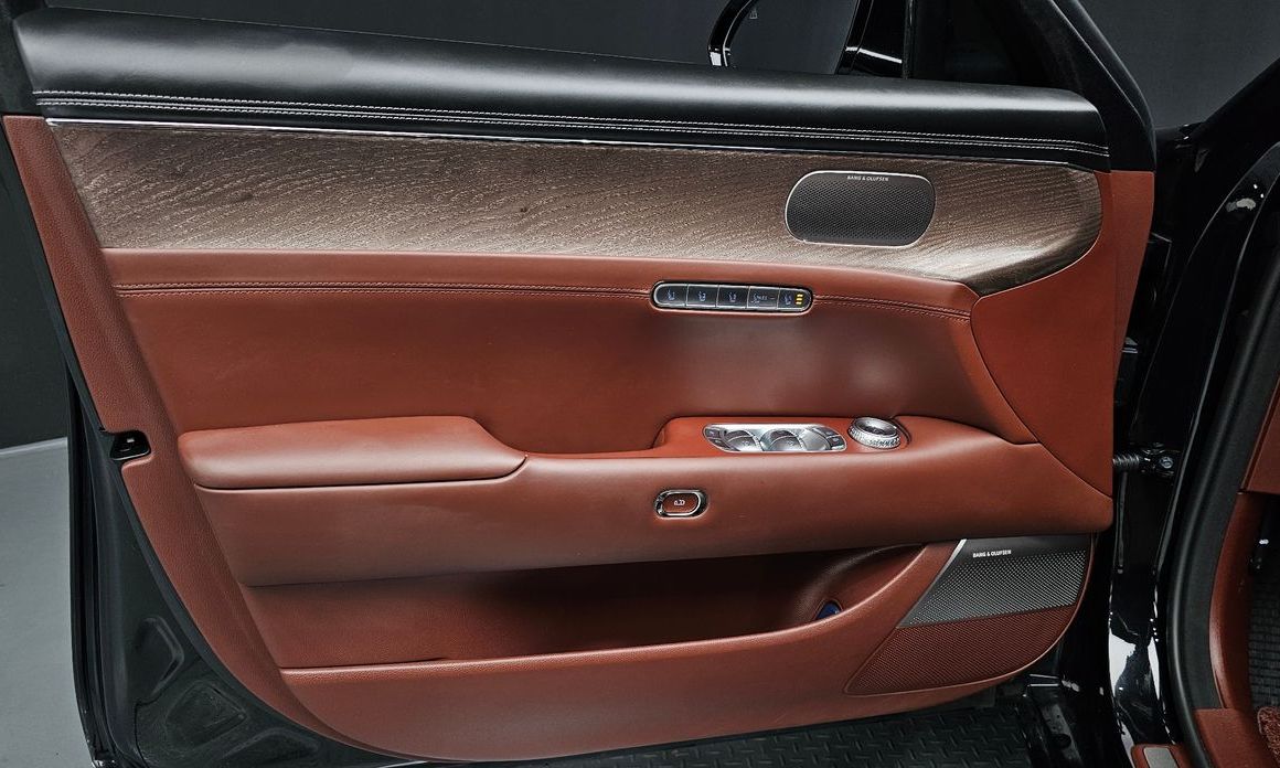 Genesis G90 2023