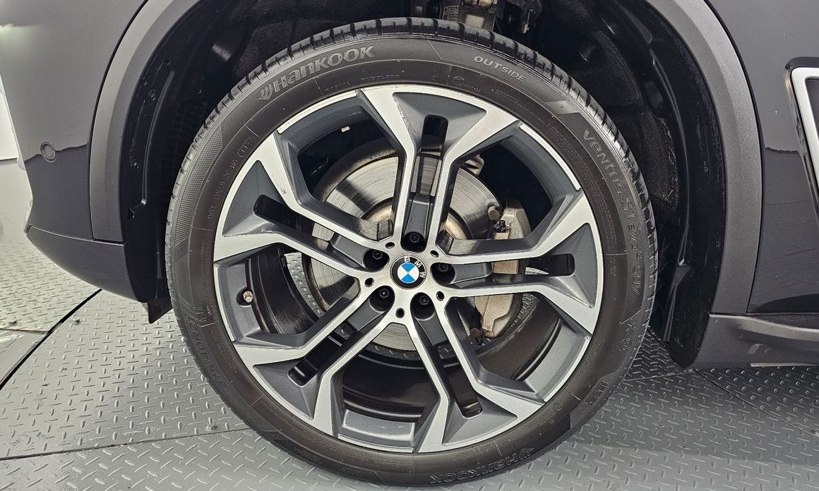 BMW X5 2023