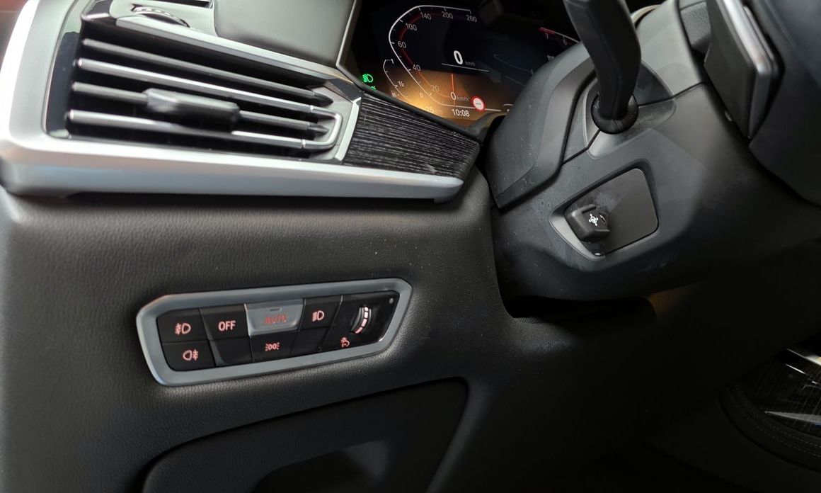 BMW X7 2021